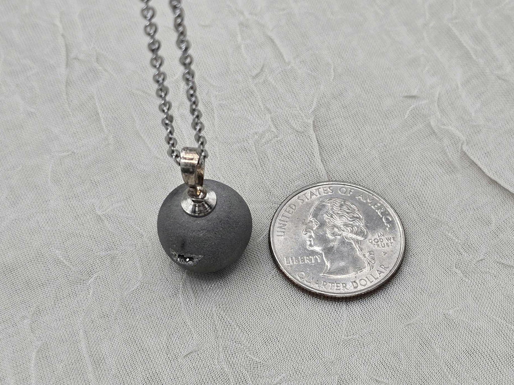 Silver Necklace Geode Necklace Druzy Necklace Gray Agate Diamond Crystal Gemstone Quartz Gift for Women Girlfriend Wife 18 Stainless Steel