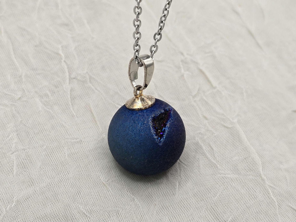Sapphire Necklace Geode Necklace Druzy Necklace Blue Agate Diamond Crystal Gemstone Quartz Gift for Women Girlfriend Wife 18 Stainless Steel