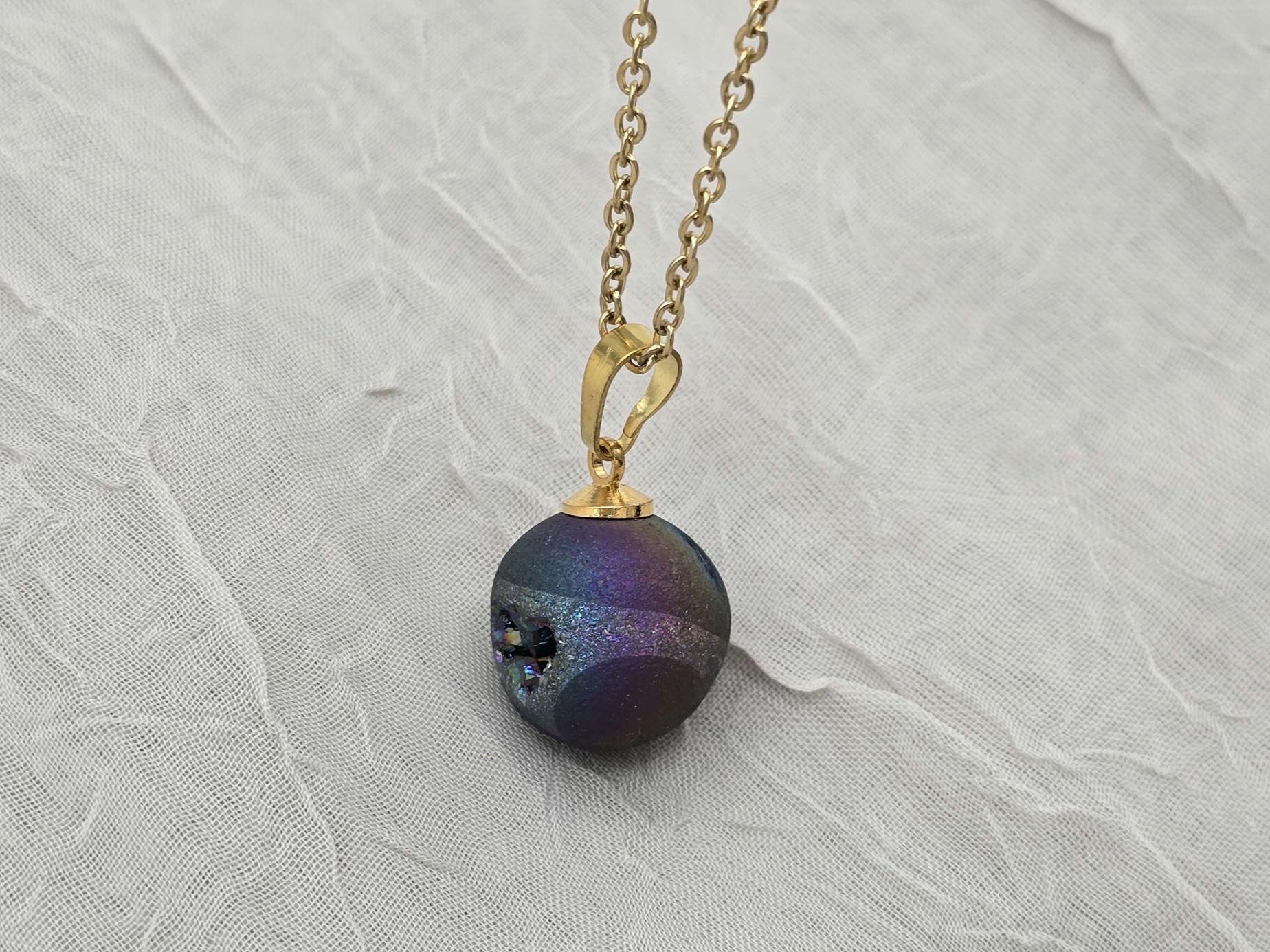 Rainbow Necklace Geode Necklace Druzy Necklace Agate Diamond Crystal Natural Gemstone Quartz Gift for Women Girlfriend Wife Stone 20" Gold