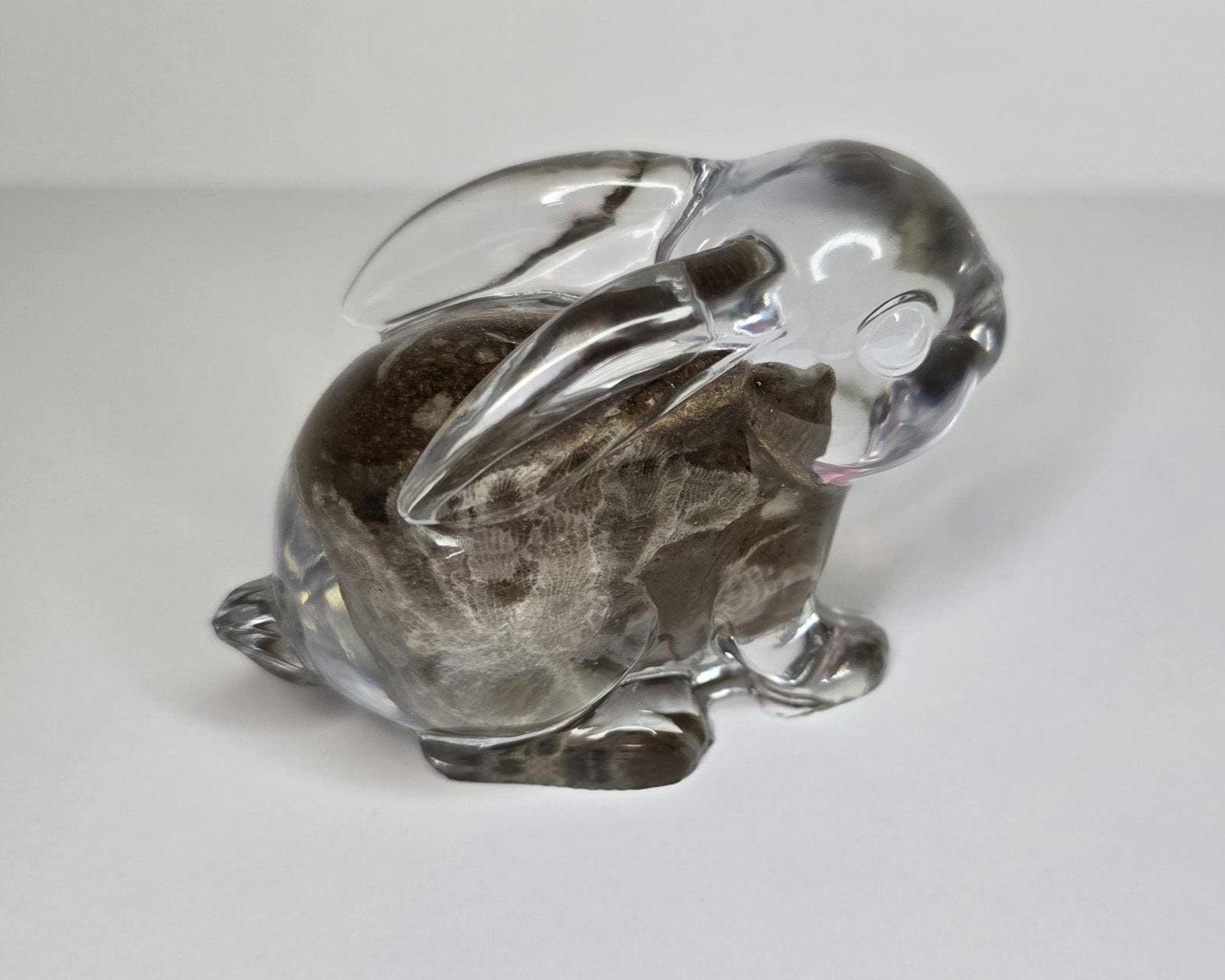 Petoskey Stone Bunny Figurine, Resin Rabbit Sculpture, Great Lakes Rocks Gift, Gift for Rock Hunter, Gift for Bunny Lover