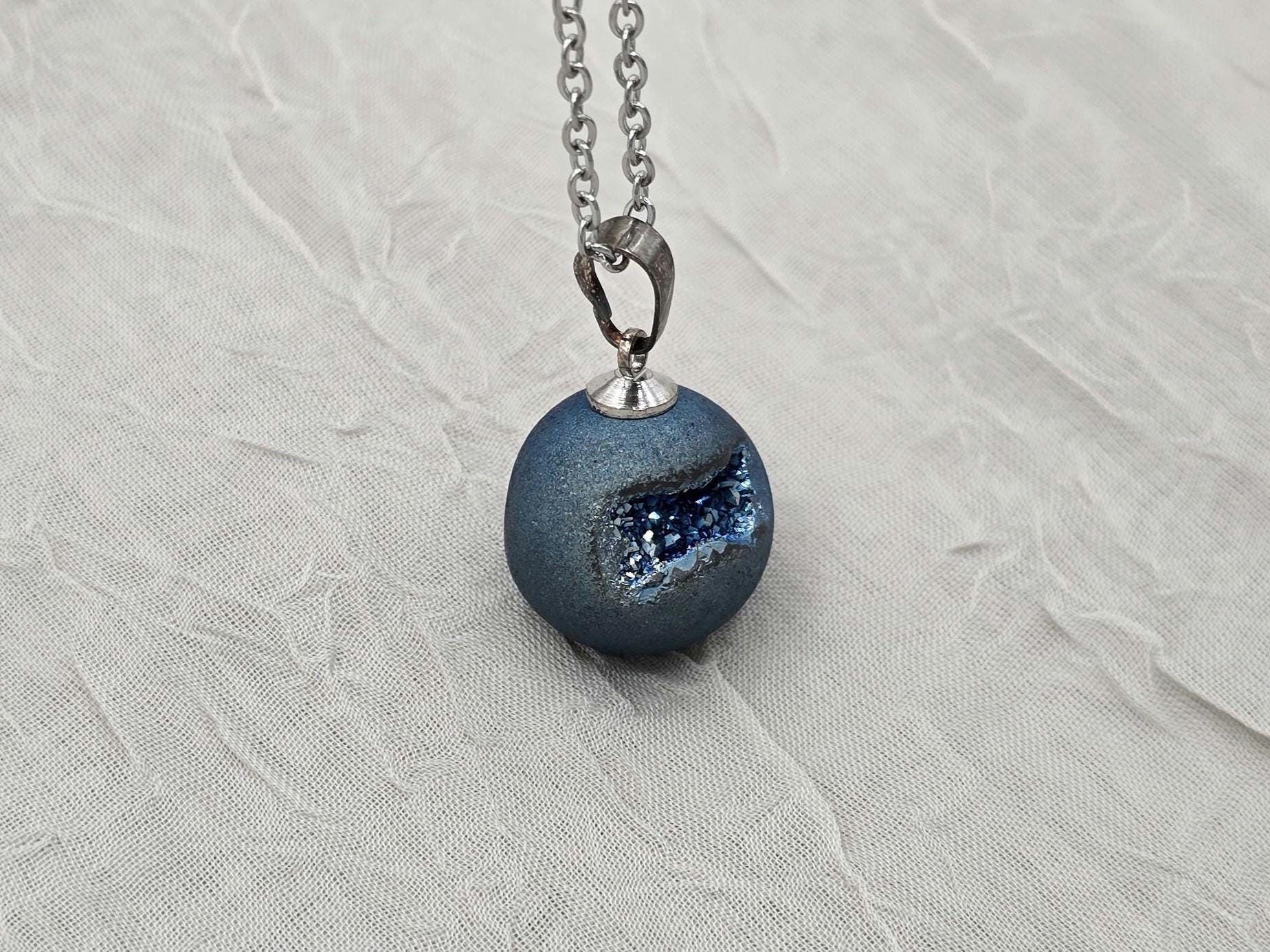 Sapphire Necklace Geode Necklace Druzy Necklace Blue Agate Diamond Crystal Gemstone Quartz Gift for Women Girlfriend Wife 18 Stainless Steel