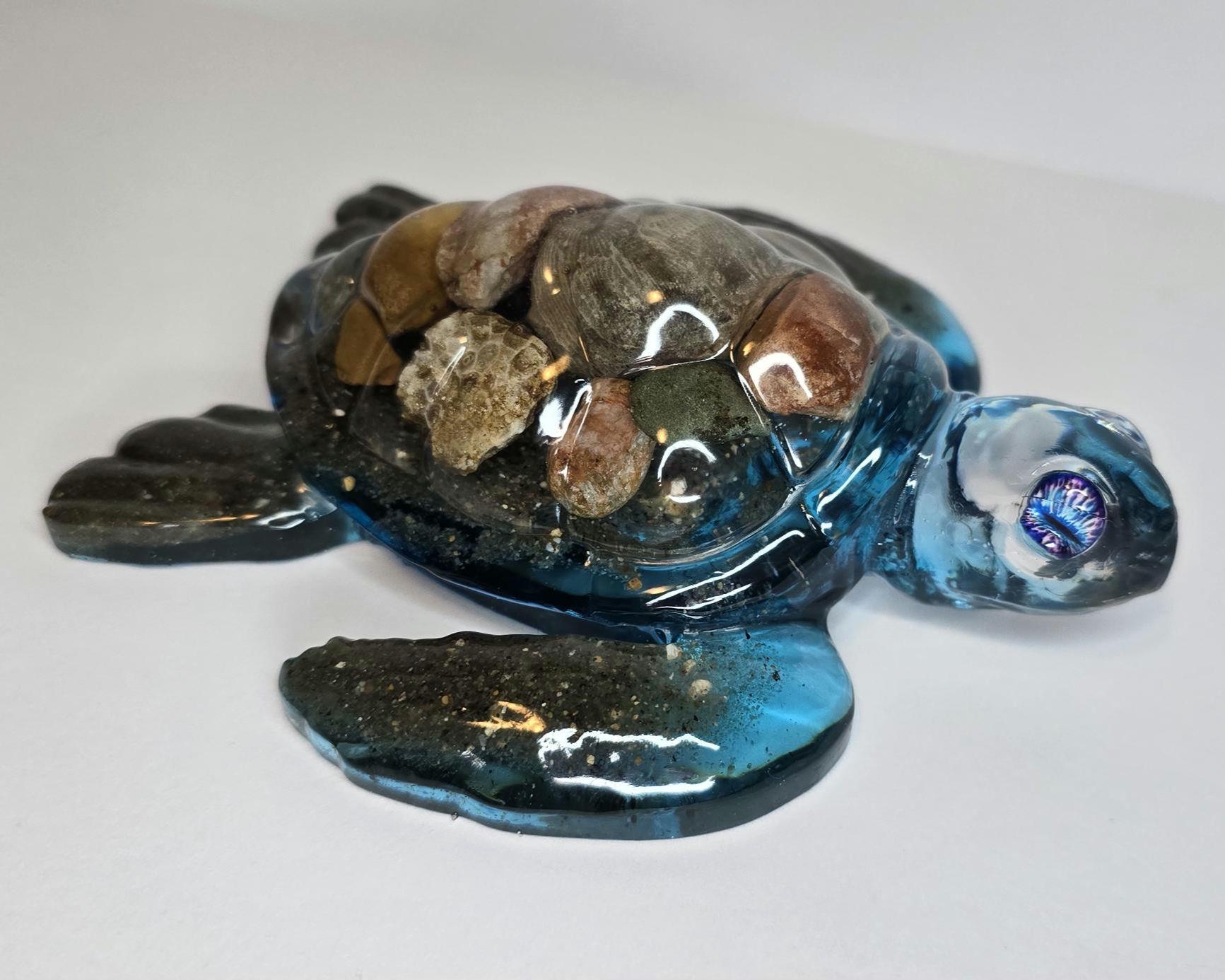Petoskey Stone Turtle Figurine, Sea Turtle Rock Sculpture, Great Lakes Rocks Gift, Gifts for Rock Hunter, Gift for Turtle Lover