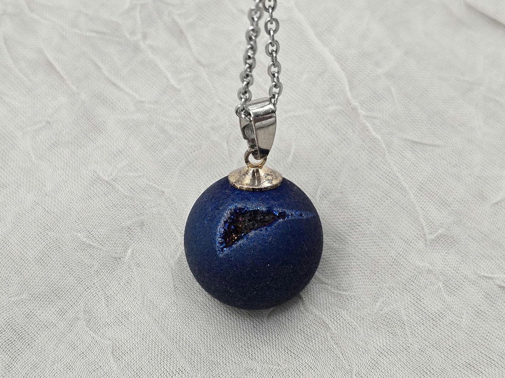 Sapphire Necklace Geode Necklace Druzy Necklace Blue Agate Diamond Crystal Gemstone Quartz Gift for Women Girlfriend Wife 18 Stainless Steel