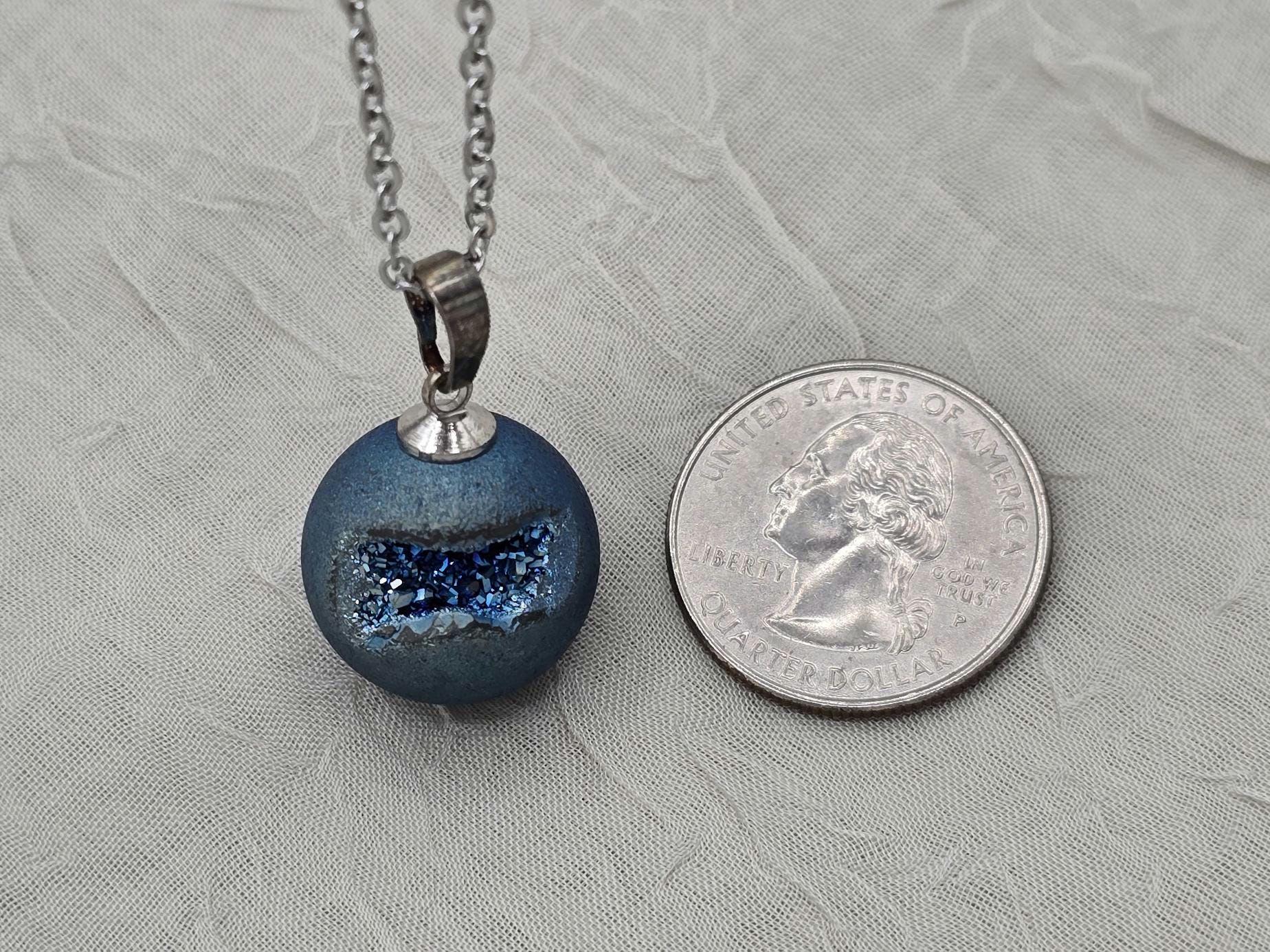 Sapphire Necklace Geode Necklace Druzy Necklace Blue Agate Diamond Crystal Gemstone Quartz Gift for Women Girlfriend Wife 18 Stainless Steel