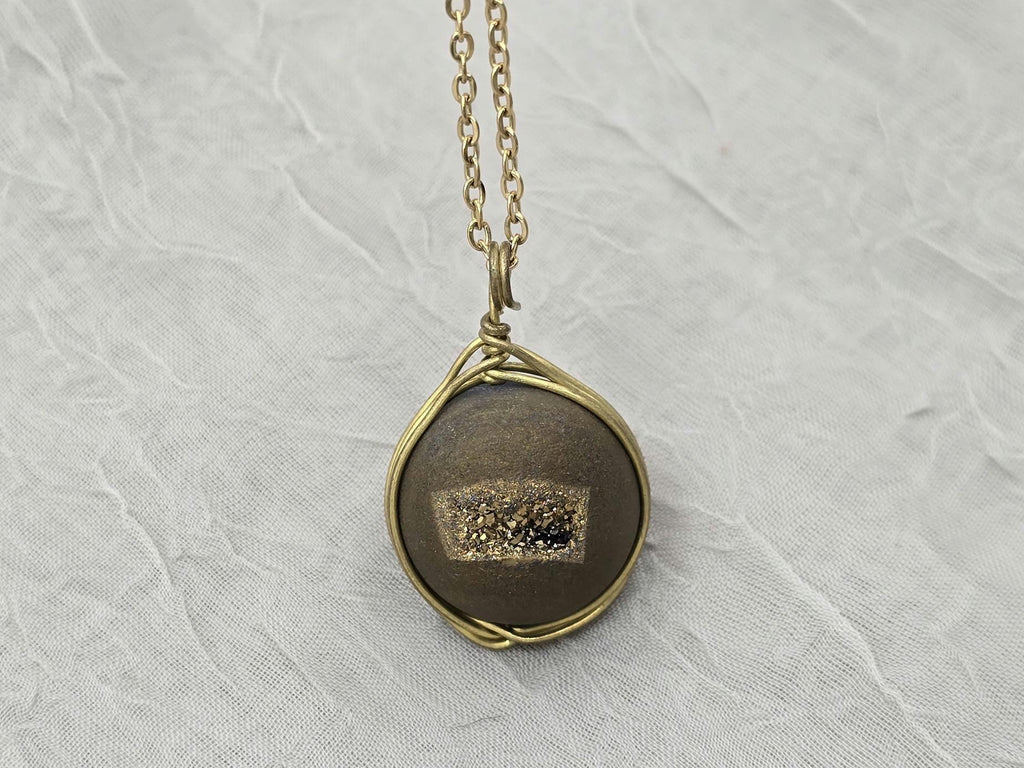 Geode Necklace Druzy Necklace Agate Diamond Crystal Natural Gemstone Quartz Gift for Women Girlfriend Wife Inspiration Matte Rock Stone