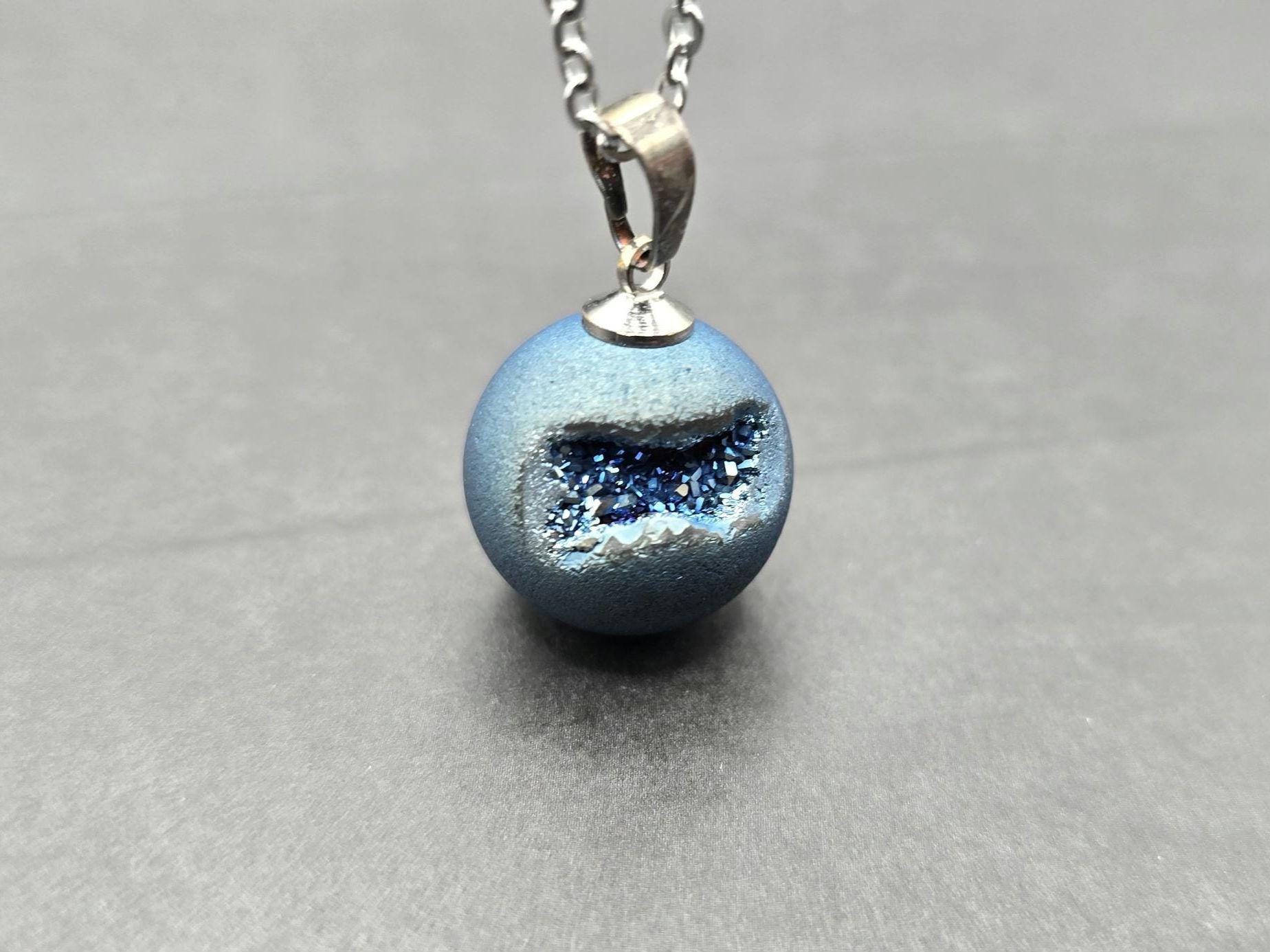 Sapphire Necklace Geode Necklace Druzy Necklace Blue Agate Diamond Crystal Gemstone Quartz Gift for Women Girlfriend Wife 18 Stainless Steel