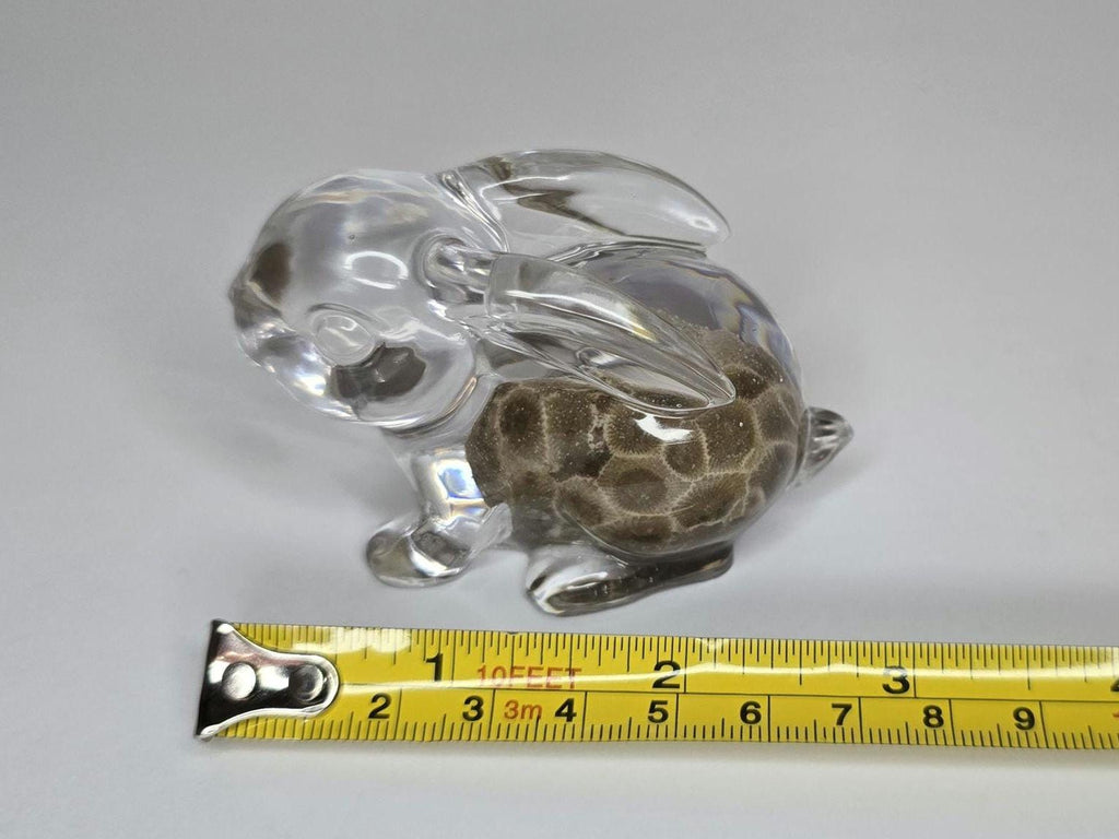 Petoskey Stone Bunny Figurine, Resin Rabbit Sculpture, Great Lakes Rocks Gift, Gift for Rock Hunter, Gift for Bunny Lover