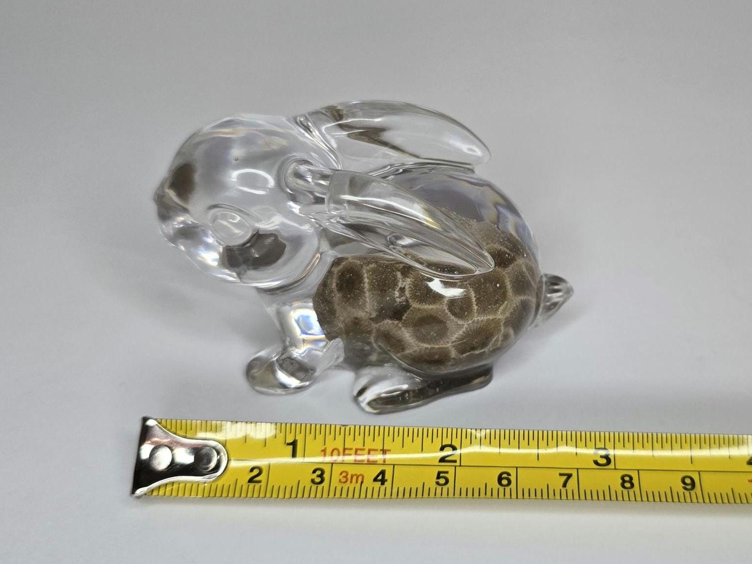 Petoskey Stone Bunny Figurine, Resin Rabbit Sculpture, Great Lakes Rocks Gift, Gift for Rock Hunter, Gift for Bunny Lover