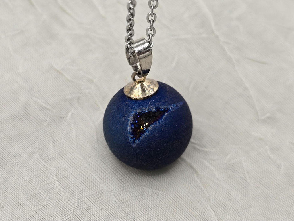 Sapphire Necklace Geode Necklace Druzy Necklace Blue Agate Diamond Crystal Gemstone Quartz Gift for Women Girlfriend Wife 18 Stainless Steel