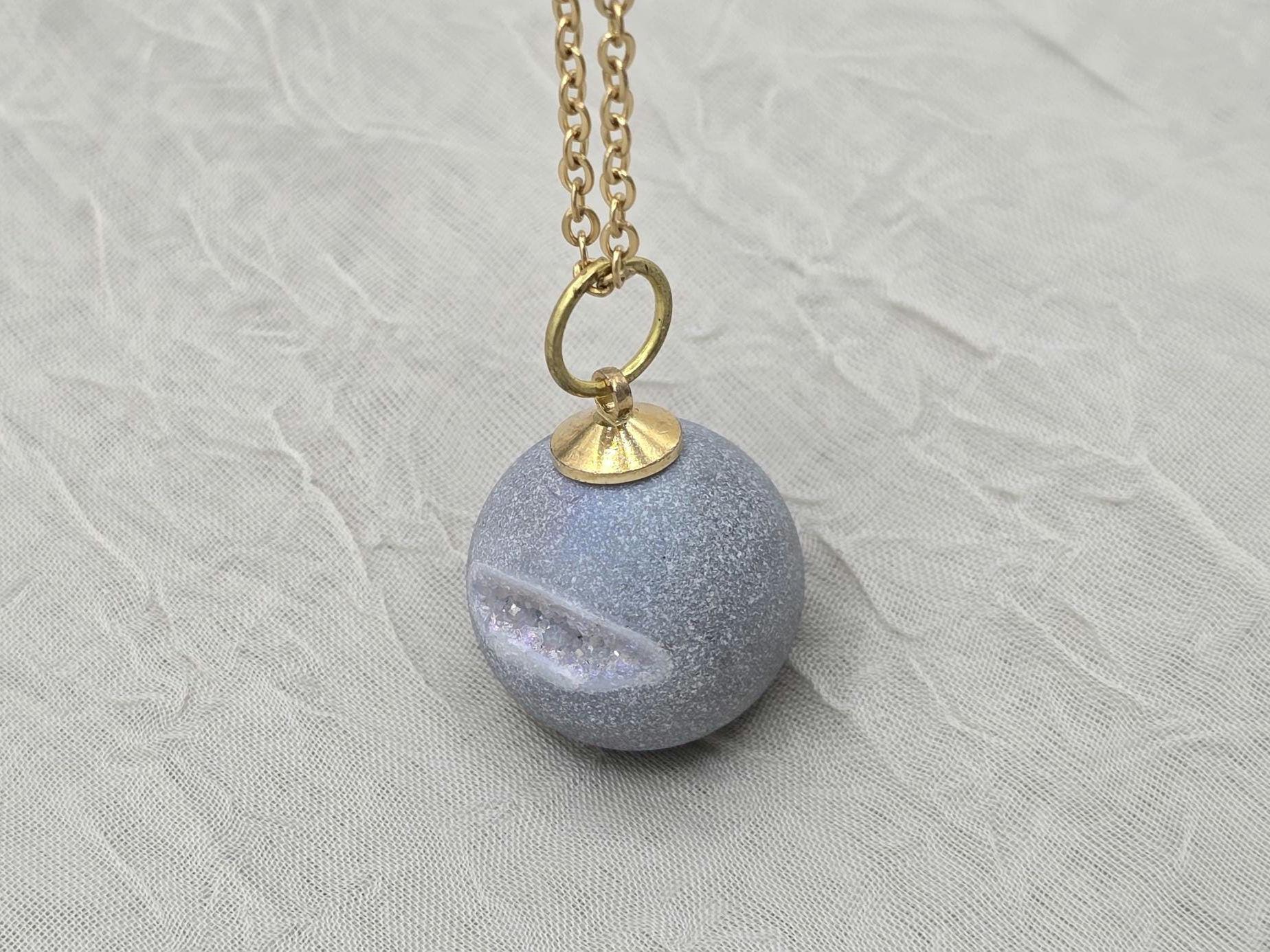 Gray Necklace Geode Necklace Druzy Necklace Grey Agate Diamond Crystal Natural Gemstone Quartz Gift for Women Girlfriend Wife Stone 20" Gold
