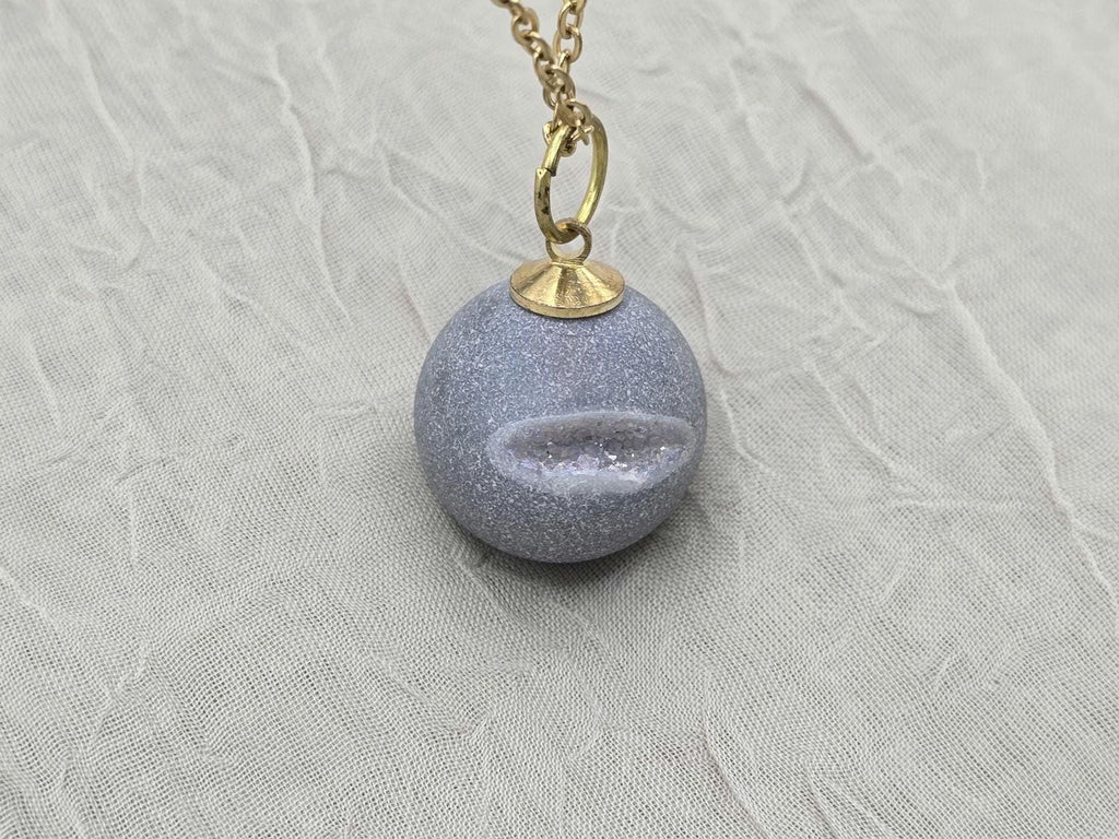 Gray Necklace Geode Necklace Druzy Necklace Grey Agate Diamond Crystal Natural Gemstone Quartz Gift for Women Girlfriend Wife Stone 20" Gold