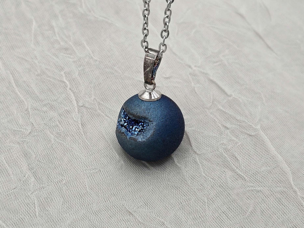 Sapphire Necklace Geode Necklace Druzy Necklace Blue Agate Diamond Crystal Gemstone Quartz Gift for Women Girlfriend Wife 18 Stainless Steel