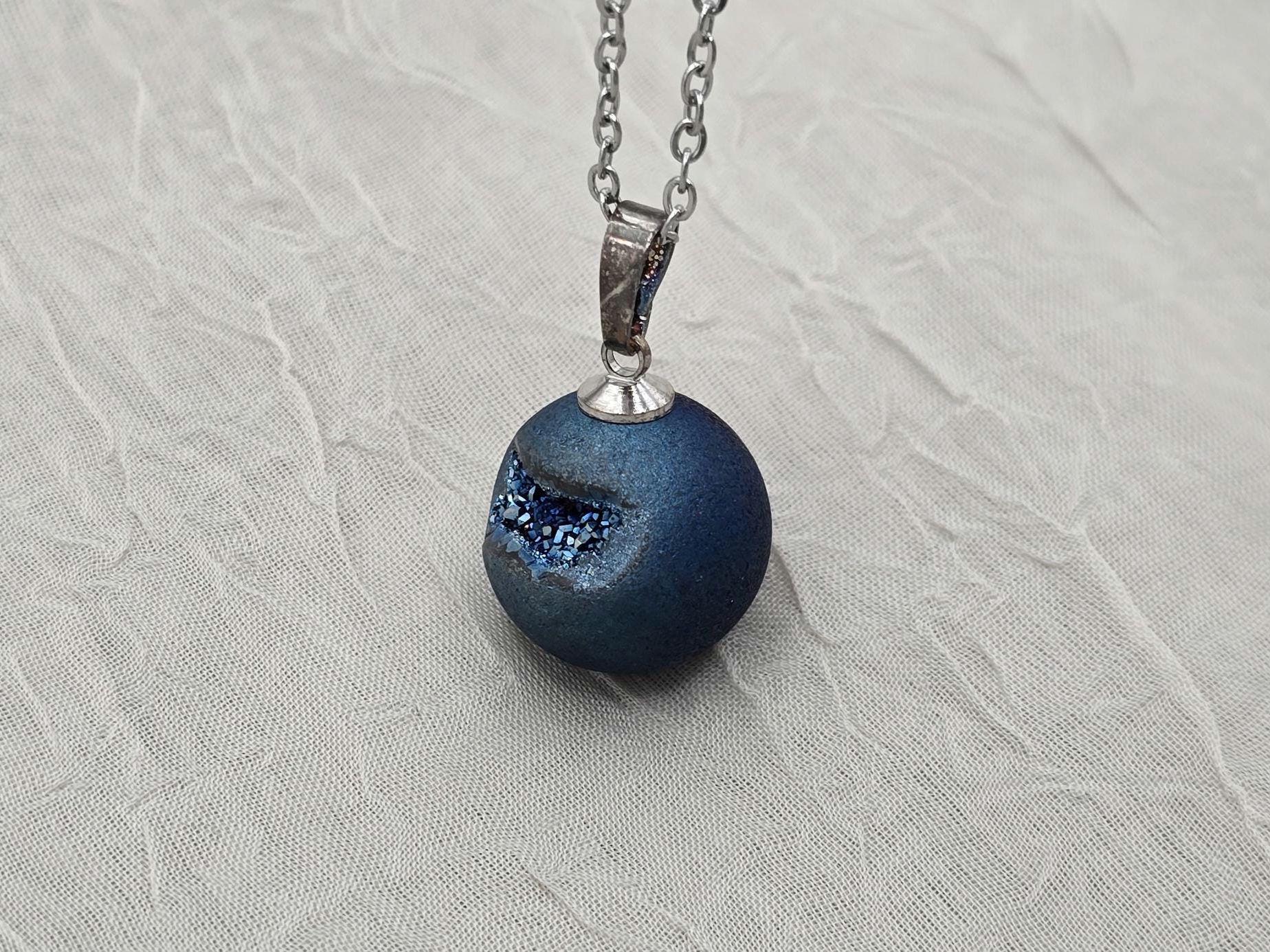 Sapphire Necklace Geode Necklace Druzy Necklace Blue Agate Diamond Crystal Gemstone Quartz Gift for Women Girlfriend Wife 18 Stainless Steel