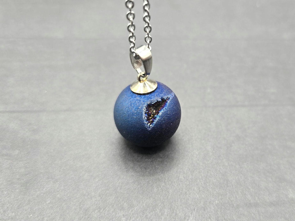 Sapphire Necklace Geode Necklace Druzy Necklace Blue Agate Diamond Crystal Gemstone Quartz Gift for Women Girlfriend Wife 18 Stainless Steel