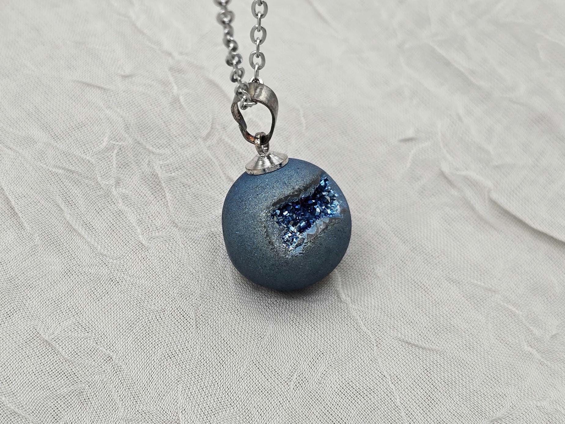 Sapphire Necklace Geode Necklace Druzy Necklace Blue Agate Diamond Crystal Gemstone Quartz Gift for Women Girlfriend Wife 18 Stainless Steel