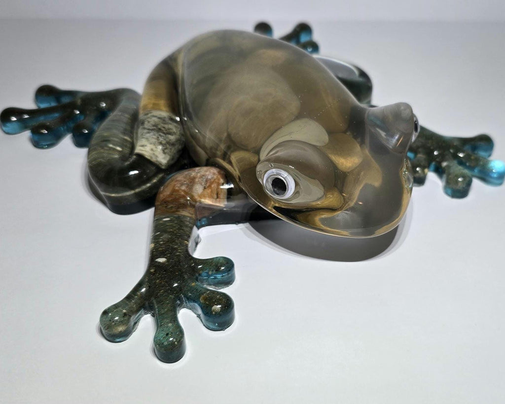 Huge Petoskey Stone Frog Figurine, Giant Resin Frog, Large Great Lakes Rocks Gift