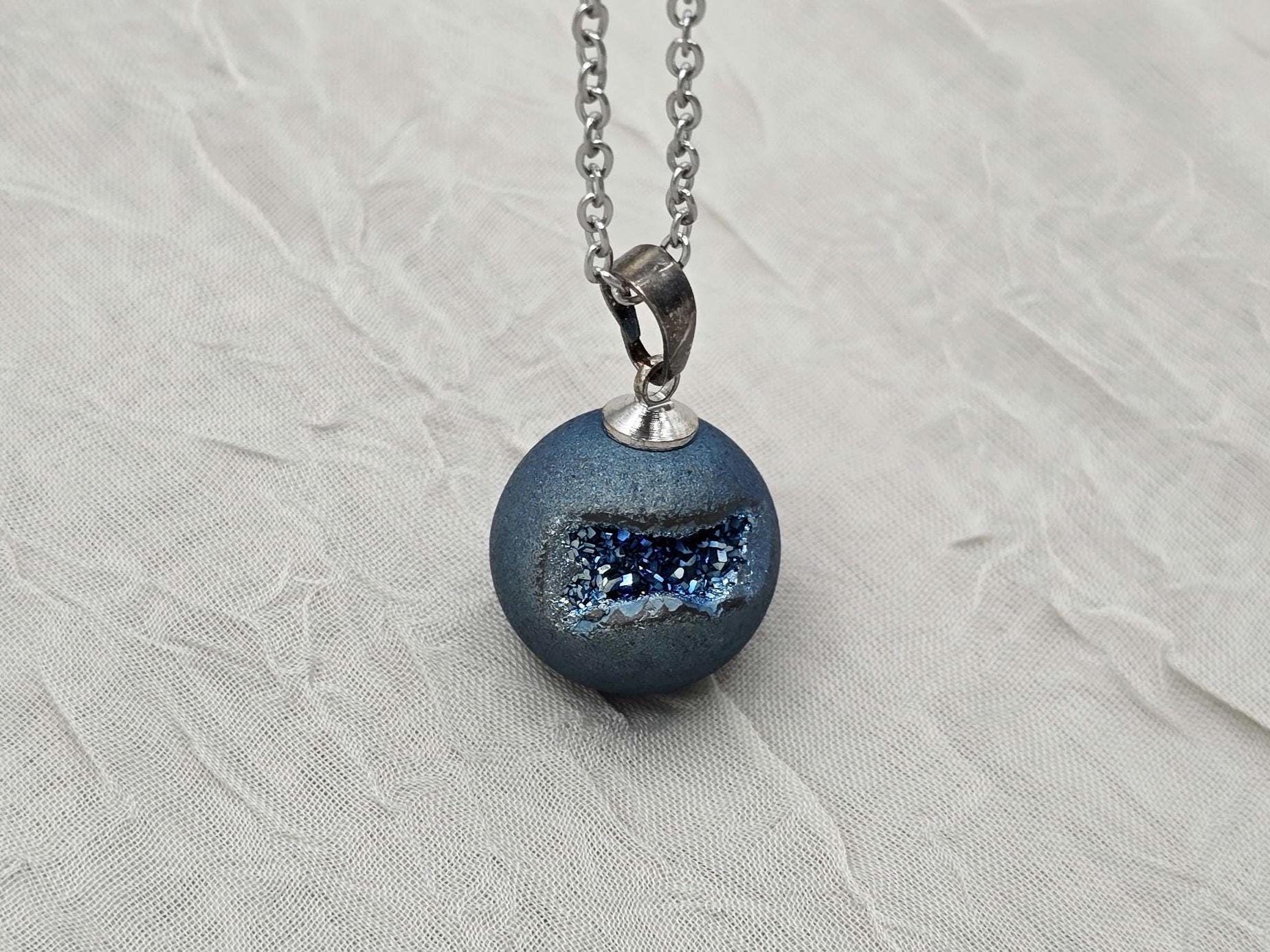Sapphire Necklace Geode Necklace Druzy Necklace Blue Agate Diamond Crystal Gemstone Quartz Gift for Women Girlfriend Wife 18 Stainless Steel