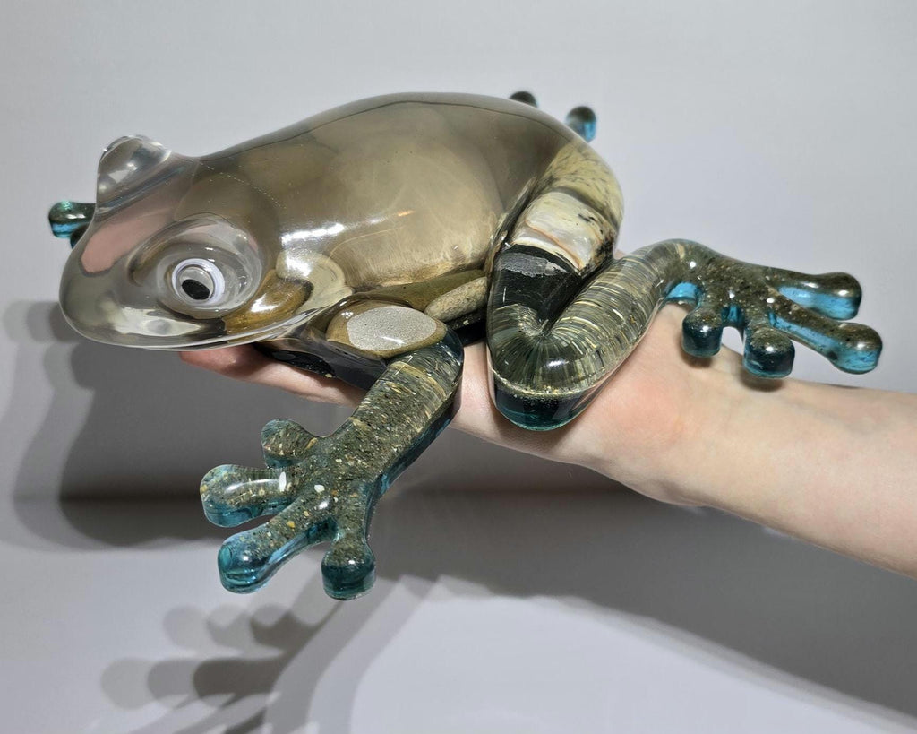 Huge Petoskey Stone Frog Figurine, Giant Resin Frog, Large Great Lakes Rocks Gift