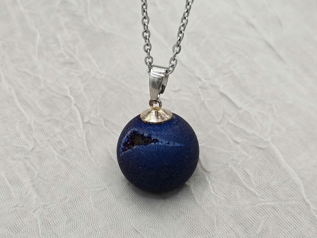 Sapphire Necklace Geode Necklace Druzy Necklace Blue Agate Diamond Crystal Gemstone Quartz Gift for Women Girlfriend Wife 18 Stainless Steel