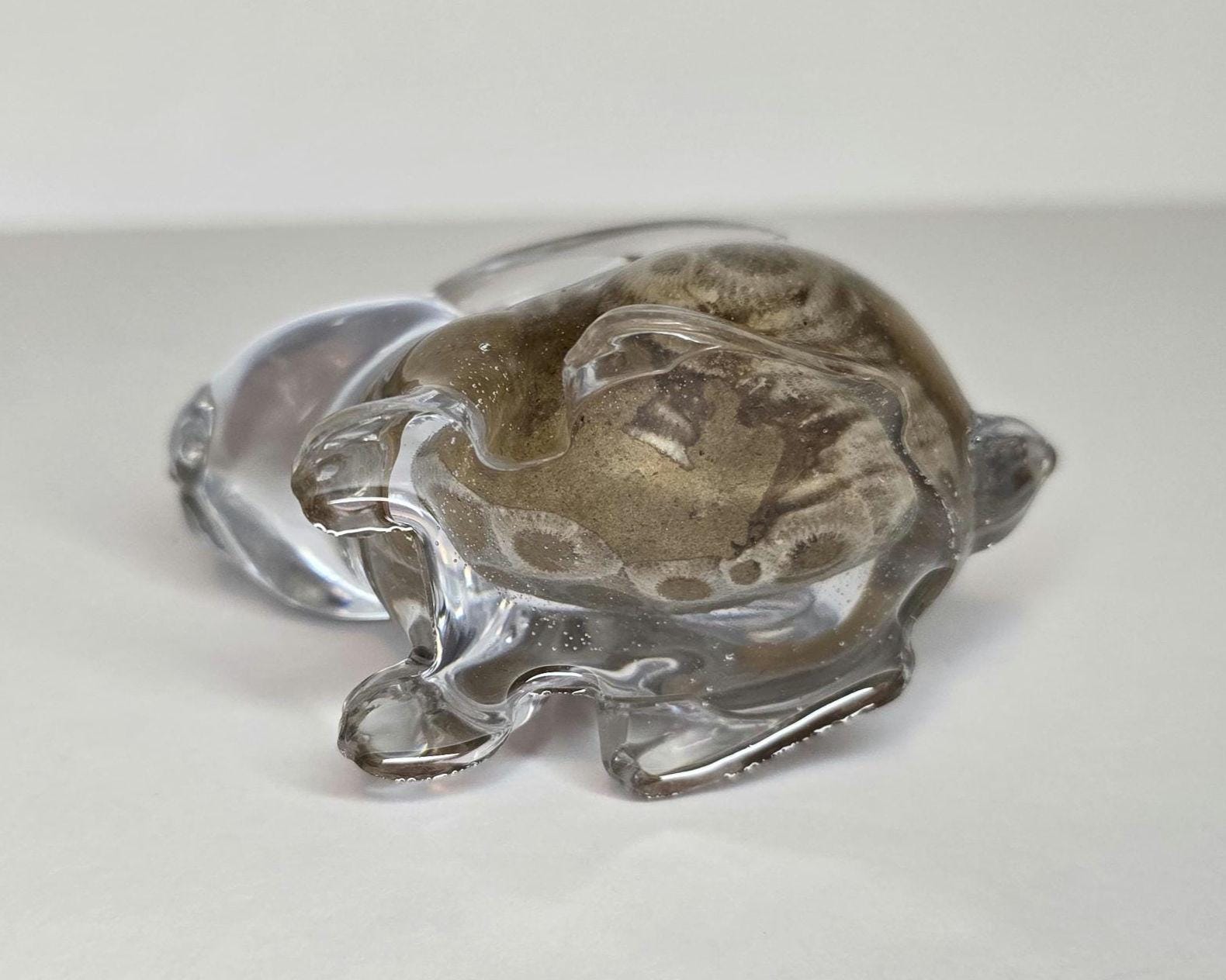 Petoskey Stone Bunny Figurine, Resin Rabbit Sculpture, Great Lakes Rocks Gift, Gift for Rock Hunter, Gift for Bunny Lover