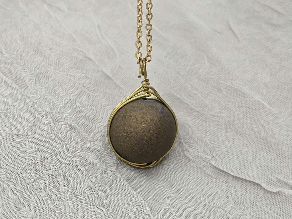 Geode Necklace Druzy Necklace Agate Diamond Crystal Natural Gemstone Quartz Gift for Women Girlfriend Wife Inspiration Matte Rock Stone