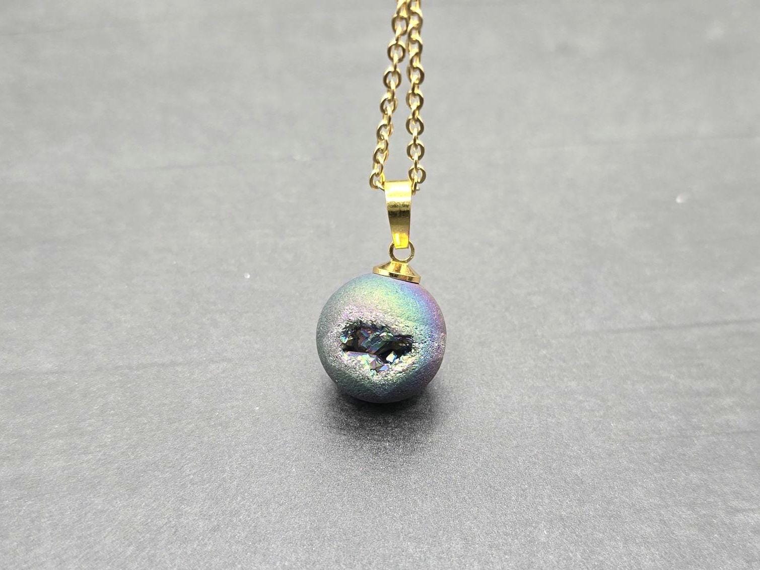 Rainbow Necklace Geode Necklace Druzy Necklace Agate Diamond Crystal Natural Gemstone Quartz Gift for Women Girlfriend Wife Stone 20" Gold