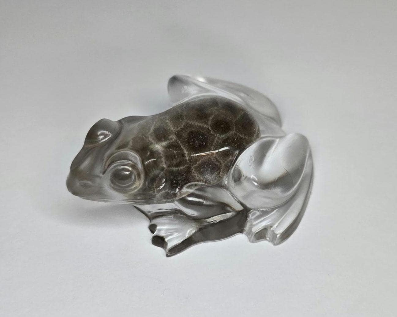 Petoskey Stone Frog Figurine, Resin Frog Sculpture, Great Lakes Rocks Gift, Gift for Rock Hunter, Gift for Frog Lovers